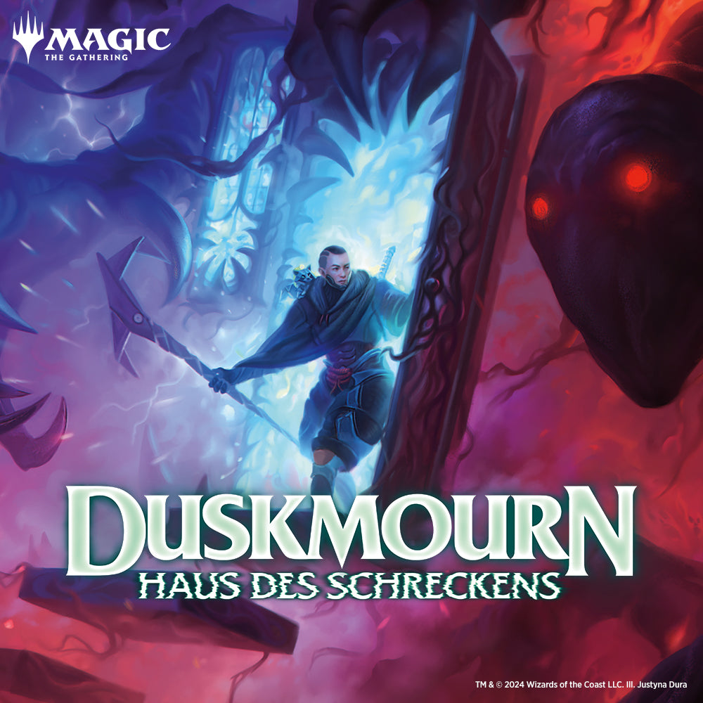 Verpackung des Sets MTG – Duskmourn: Haus des Schreckens. Abgebildet ist ein verwittertes Spukhaus mit blutrotem Himmel, gespenstischen Gestalten und finsterer Atmosphäre – im klassischen MTG-Stil gehalten.